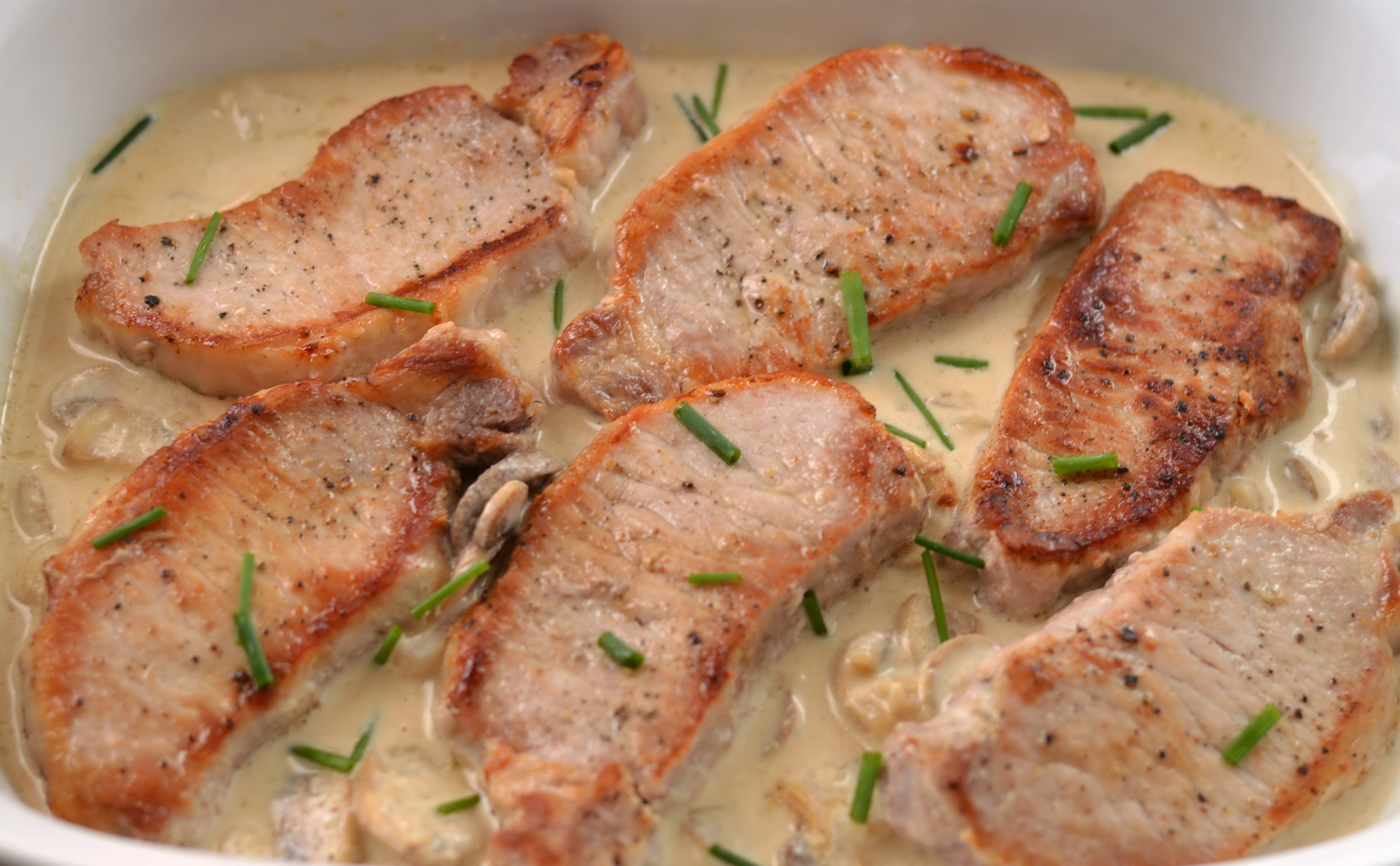 Pork chops with wine & mushroom sauce - Friday is Cake Night