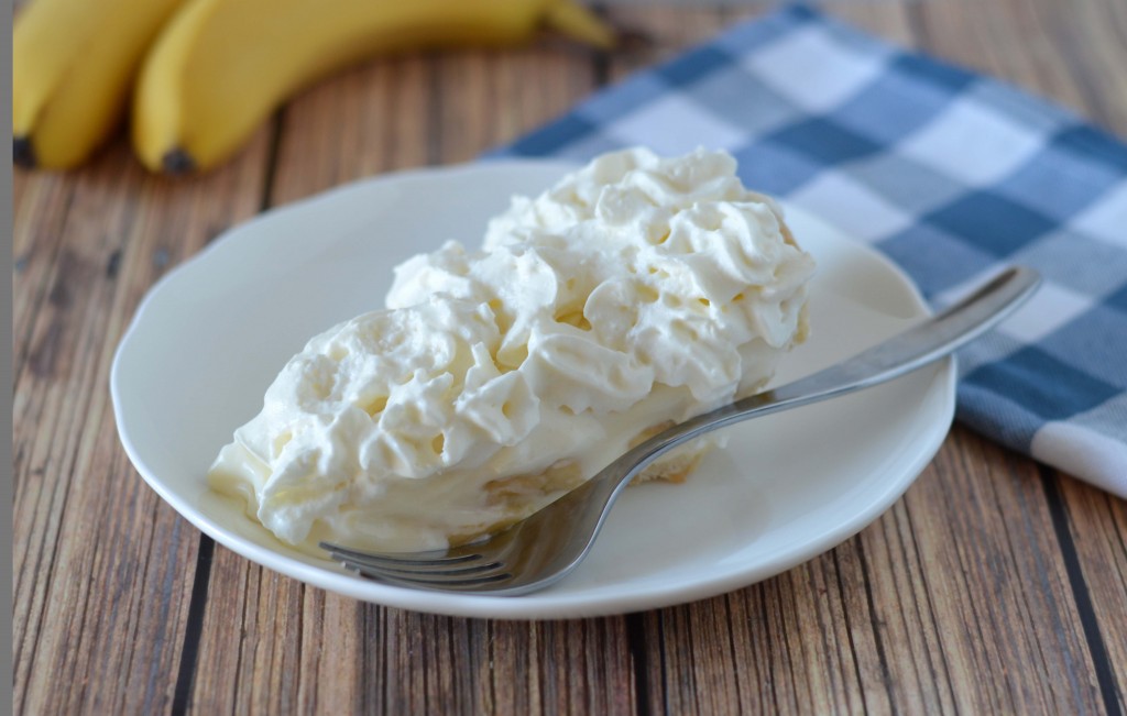 Banana cream pie slice