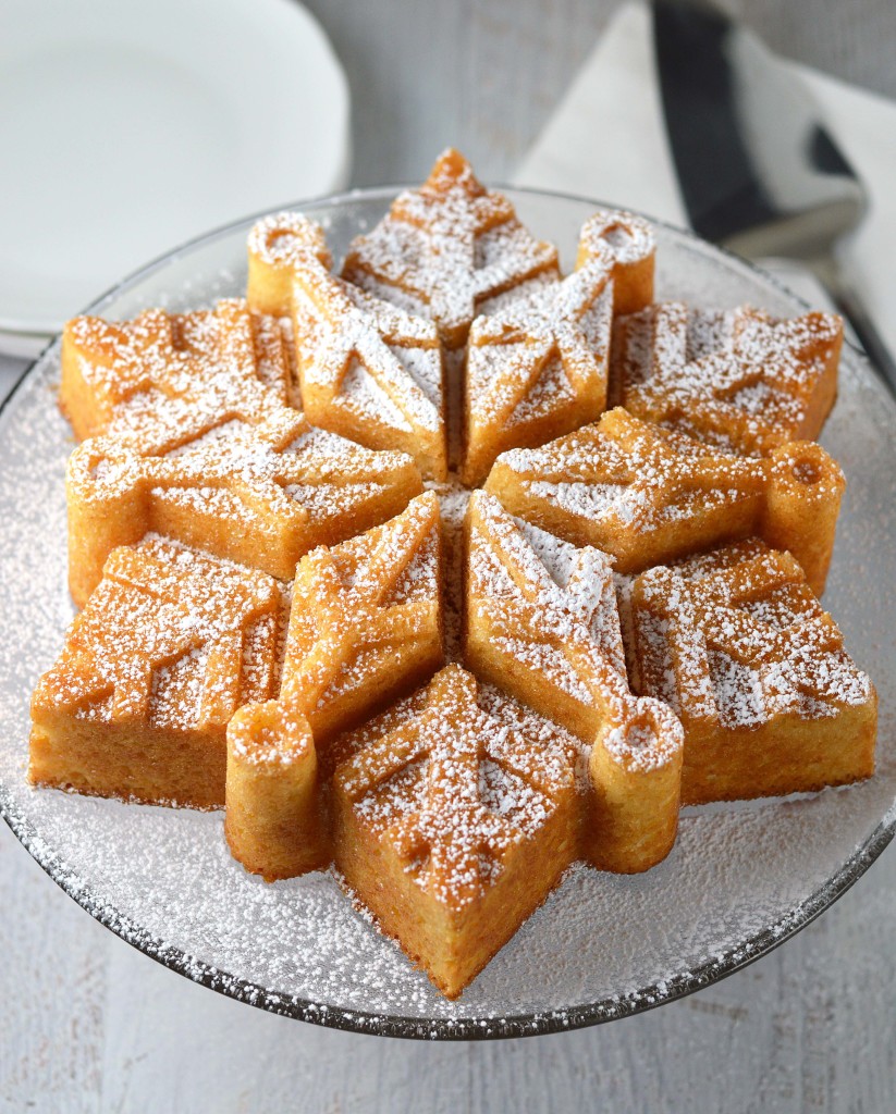 Almond Snowflake Cake