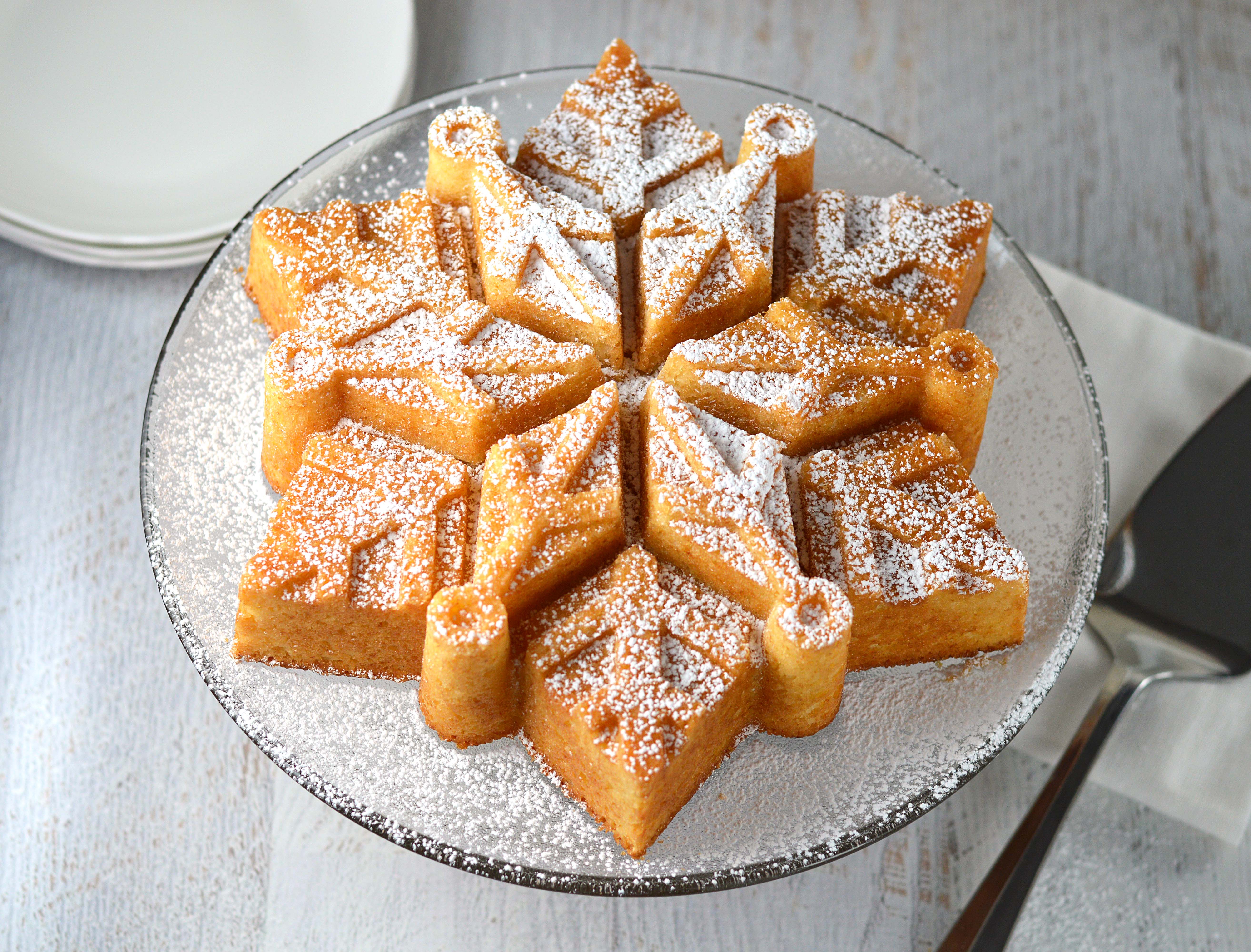 Almond Snowflake Cake - My Sweet Precision