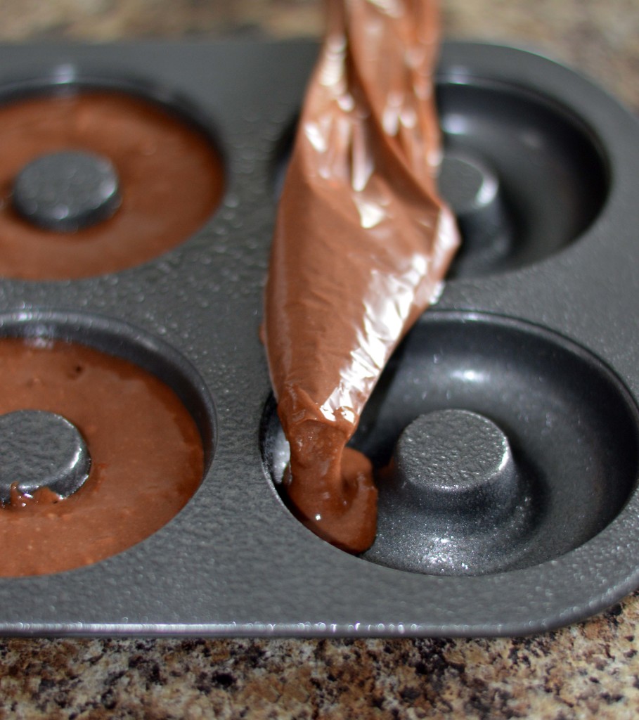 baked chocolate doughnuts