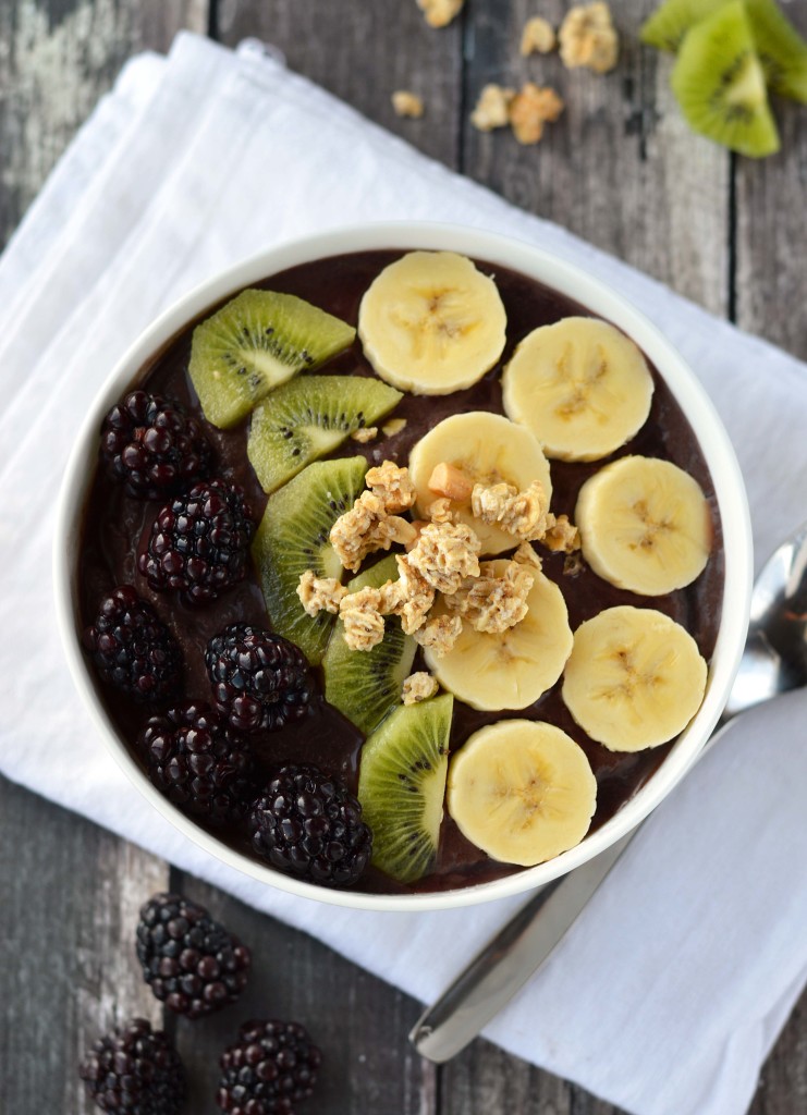 Acai smoothie bowl