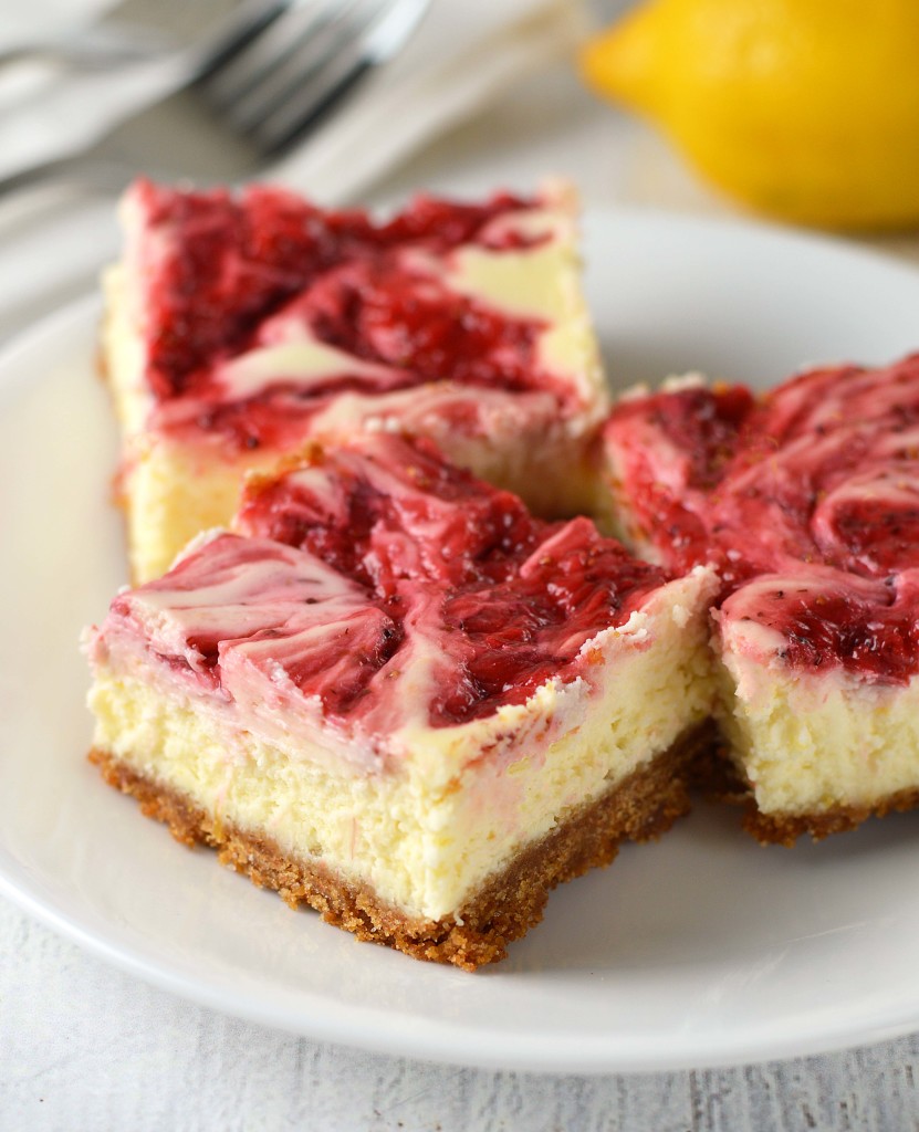 strawberry lemonade cheesecake bars