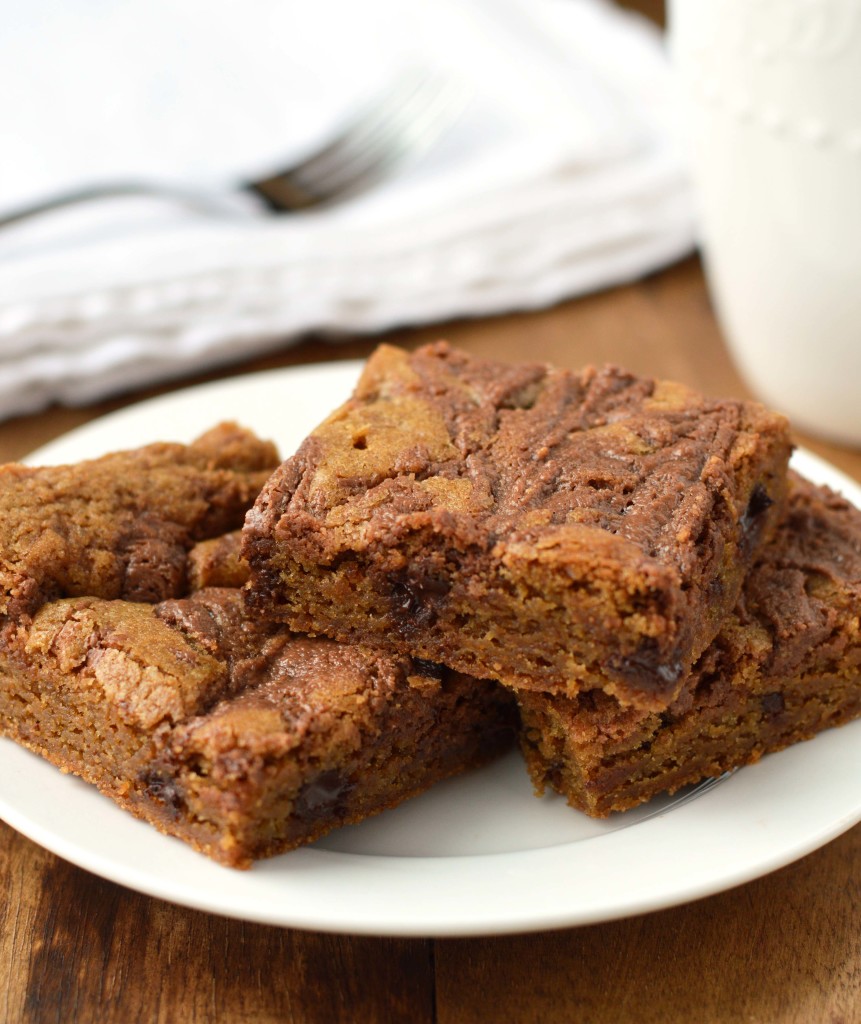 chocolate peanut butter blondies