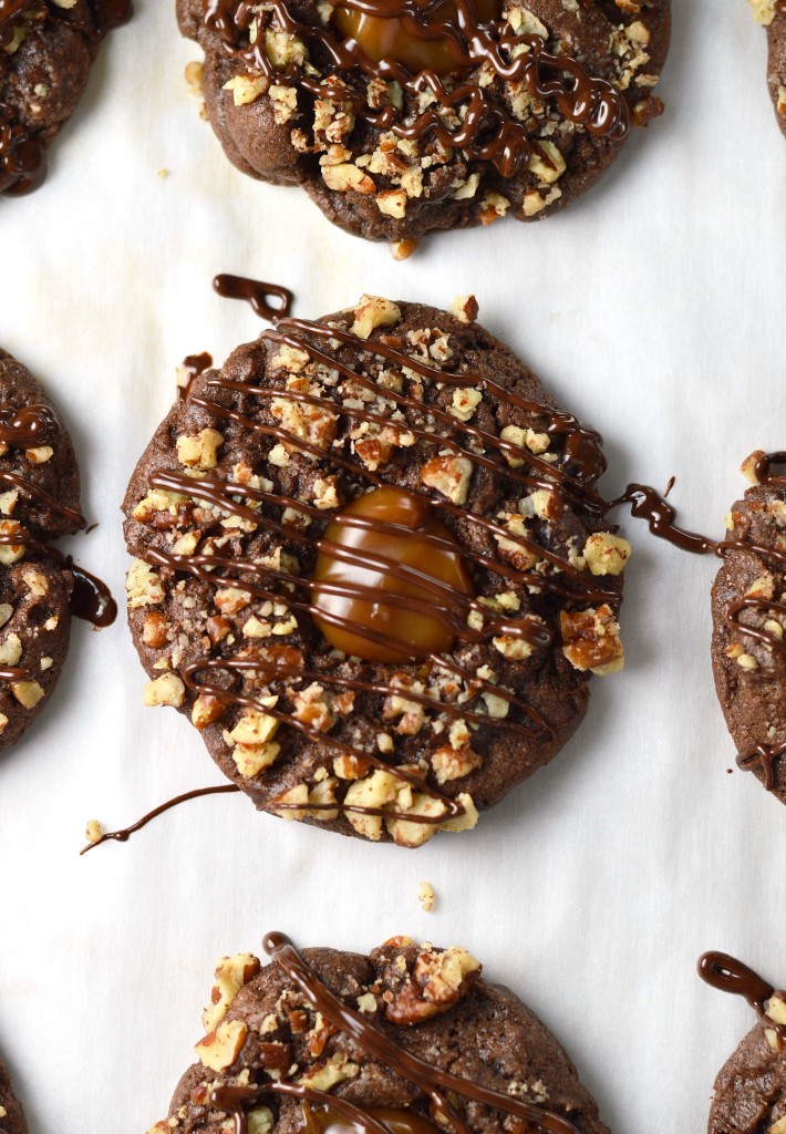 Double chocolate turtle cookies