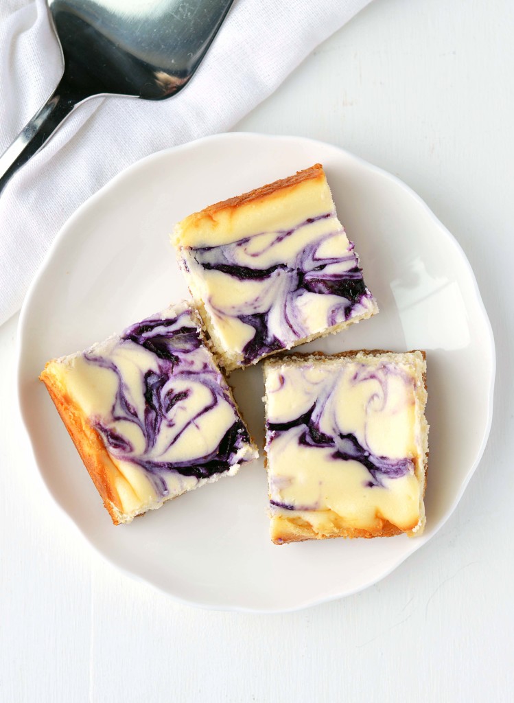 Blueberry swirl cheesecake bars